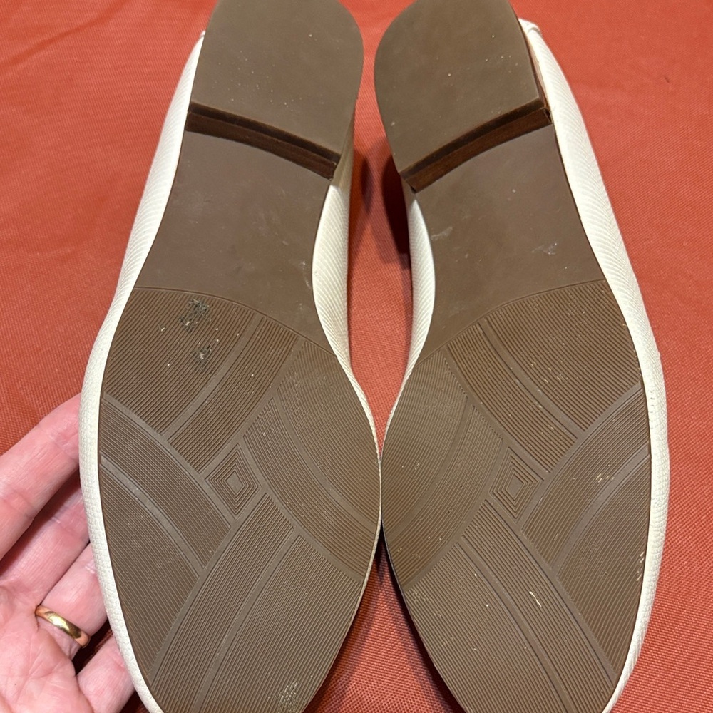 Array Cream Textured Loafers - Picture 10 of 14